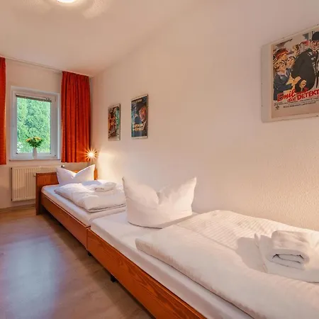 Haus Kastanie - 03 *